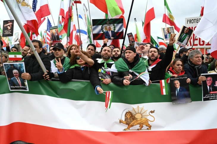 Речиси 200.000 демонстранти се собраа во Минхен против иранскиот режим