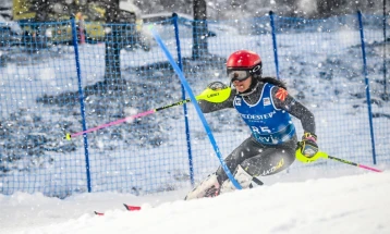 ЗОИ 2026: Атанасовска не ја заврши првата трка во велеслаломот, води Брињоне