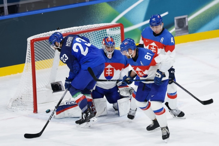 ЗОИ 2026: Одредени се паровите за плејофот во хокеј на мраз за мажи