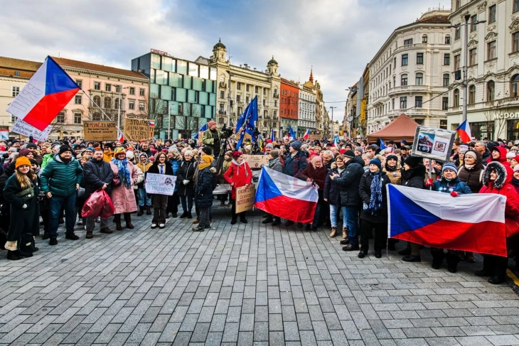 Protesta në të gjithë Çekin në mbështetje të presidentit Petr Pavel 