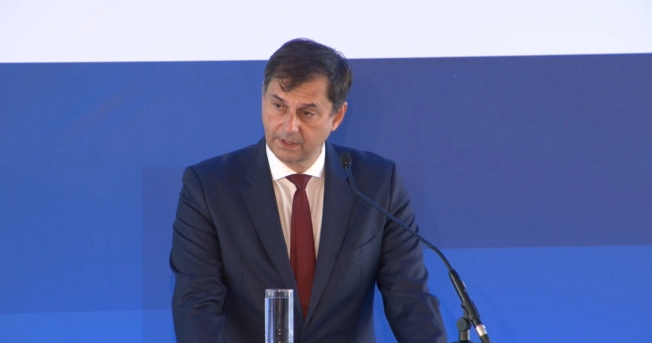 Заменикот МНР како набљудувач ќе ја претставува Грција на Одборот за мир за Газа