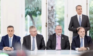 Грција потпиша договор со американската „Шеврон“ и грчката „Хеленик енерџи“ за истражувања на јаглеводороди јужно од Крит и Пелопонез