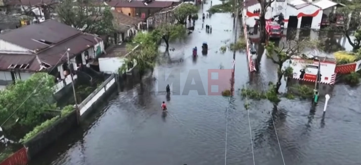 Të paktën 59 viktima, ndërsa 15 konsiderohen të zhdukur nga cikloni Gezani në Madakaskar 