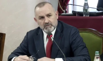 За спас на Балуку, албанските социјалисти почнаа постапка за измени во надлежностите на Уставниот суд