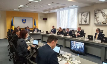 Курти: Земјата, независноста и Уставот се нови, но јазикот, културата и народот на Косово се древни