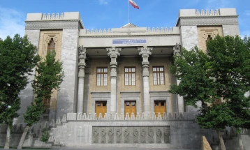 Иран влезе во преговори со САД со намера да постигне резултати, тврди портпаролот на иранското МНР