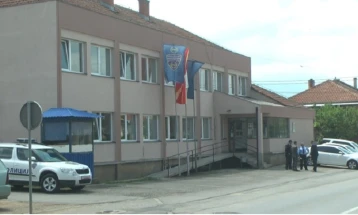 Петнаесетгодишник нападнат од соученици во средно училиште во Виница