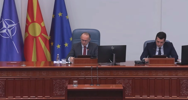 Собранието ги констатира оставките на Бислимоски и на Ристовска