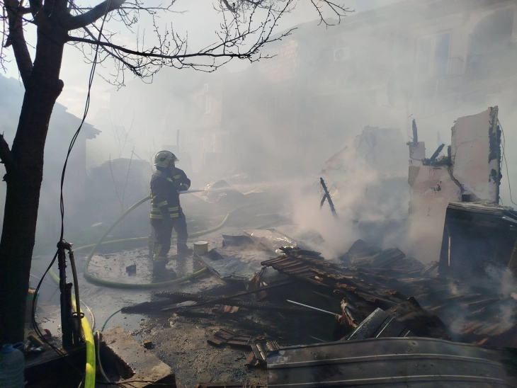 Три пожари утрово во Струмица и околината – интервенираа пожарникарите од Струмица и Берово