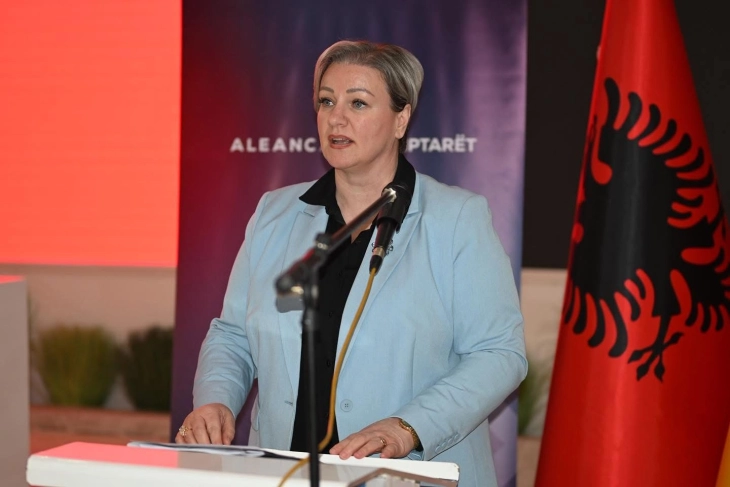 Elfete Ismaili reagon ndaj dhunës në Armatë: “Respekt për uniformën do të thotë respekt për njeriun që e mban atë”