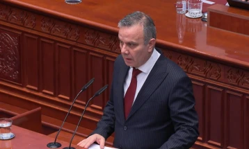 Димитриевски: Вршиме притисок врз Брисел за промена на мерките за транспортерите,  тие засегаат и земји членки на ЕУ