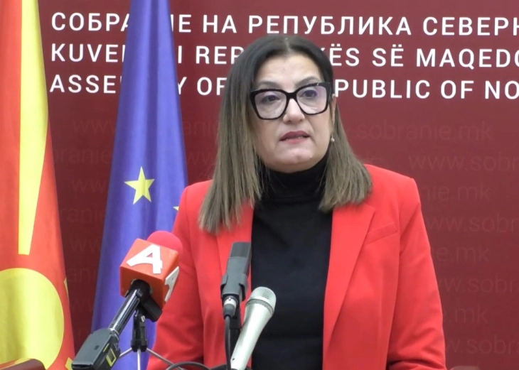 Тренчевска: Откако Мицкоски се откажа од нов авион, парите да се наменат за минимална плата од 600 евра