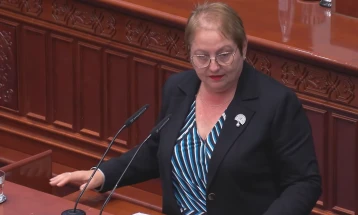 Janevska opozitës: Nuk do ta tërheqim Ligjin për arsim të lartë