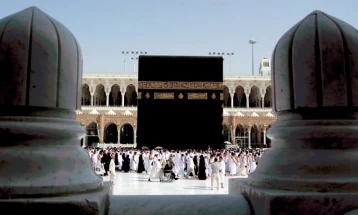 Izraeli i kufizon lujtjet palestineze në Kodrën e tempujve gjatë Ramazanit