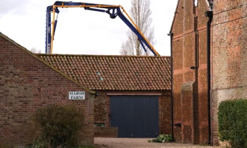 Британската полиција апелира до јавноста по тврдењата за трговија со луѓе во досиејата на Епстин