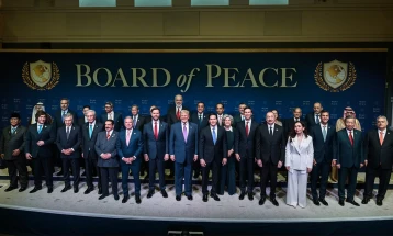 Трамп најави милијарди долари помош за Газа на првиот состанок на Одборот за мир