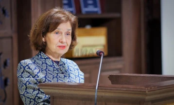 Сиљановска-Давкова ќе се обрати на Меѓународната конференција на Паневропската унија на Македонија