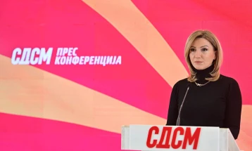 Кузеска: Парите што ги планираа за нов авион Владата да ги пренамени за минимална плата од 600 евра