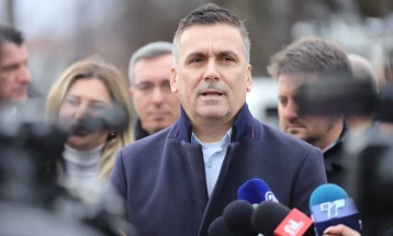 Хоџа: Трајно ги решаваме инфраструктурните потреби на жителите на Сарај