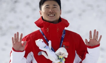 ЗОИ2026: Кинезот Ксинди олимписки победник во акробатски скокови