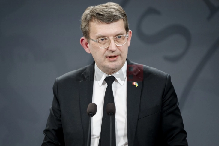 Поулсен: Данска нема сознанија дека болнички брод е на пат кон Гренланд, неговите жители ја добиваат целата потребна здравствена заштита