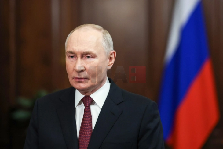 Путин: Русија ќе продолжи да го зголемува потенцијалот и борбената подготвеност на вооружените сили