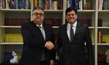 Минчев – Рокас: Зајакнување на мерит-системот и институционалната одговорност