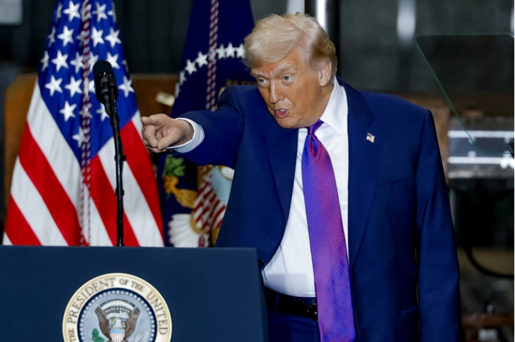 Анкета: За шест од 10 Американци, Трамп е сè понепредвидлив, за 61 отсто е покаприциозен, а 40 отсто го одобруваат неговото работење