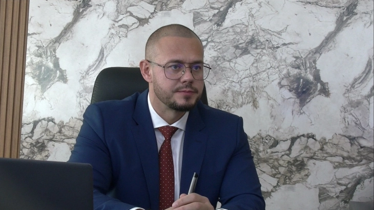 Околу 300 нови паркинг места ќе има во Штип со изградба на нови катни гаражи и платформи на реката Отиња