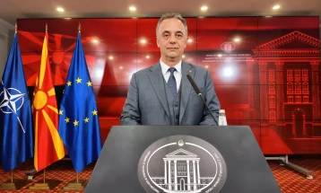 Lejim i përkohshëm i pirjes së duhanit në tarracat e lokaleve të hapura nga të paktën dy anët, ndalesë për cigare elektronike në hapësira të mbyllura, konfirmoi Aliu