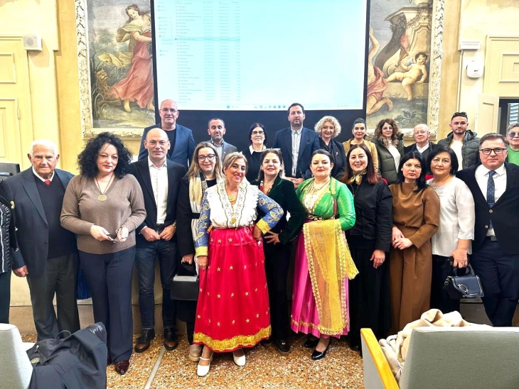 Dekania e Fakultetit Filologjik të Universitetit të Tetovës, Prof. Dr. Emine Shabani mori pjesë në Konferencën shkencore të Bolonjës