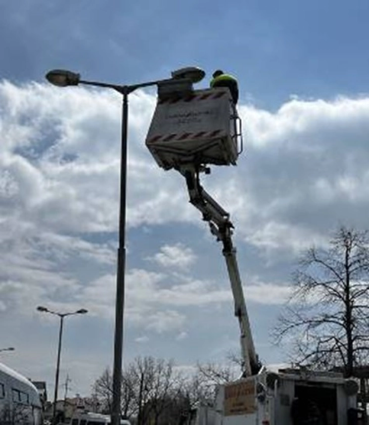 Министерството за финансии, со поддршка од Светската банка, инвестира во енергетска ефикасност и модерно осветление во општините