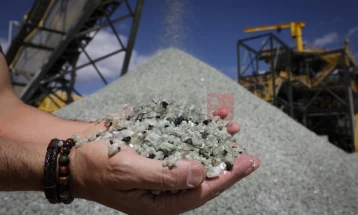 Зимбабве воведе итна забрана за извоз на сурови минерали и литиум