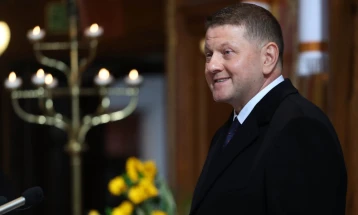 Залужни: Украинска фабрика за одбранбена опрема почна со работа во Велика Британија