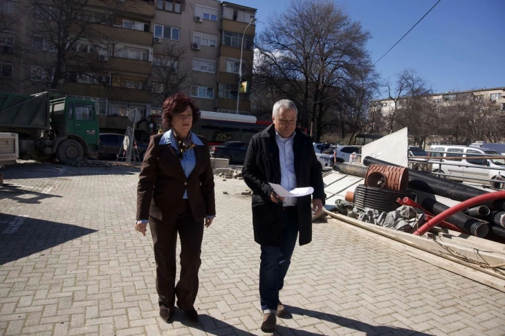 Во завршна фаза реконструкцијата на бензинската станица во Расадник, се гради и нов паркинг