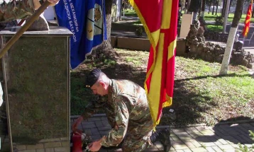 Во тетовската касарна одбележана 82-годишнината од загинувањето на Кузман Јосифоски - Питу