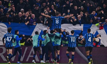 Аталанта во драматичен натпревар обезбеди осминафинале во Лигата на шампиони