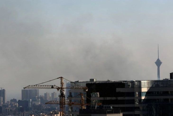 „Политико“: Советници на Трамп се залагаат за тоа Израел прв да го нападне Иран пред евентуална американска воена акција за поддршка од јавноста на САД