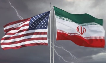 Шамкани: Можен е договор помеѓу Иран и САД, само ако фокусот биде на нуклеарното оружје