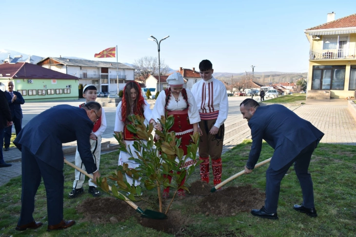Албанскиот претседател Бегај попладнево ја посети Општина Чашка