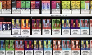 СЗО: Електронските цигари и тутунските производи сè попопуларни меѓу младите во Европа