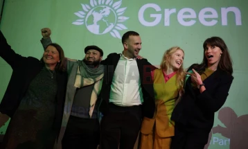 Të Gjelbrit i fituan Gorton dhe Denton, Laburistët bien në vendin e tretë në zgjedhjet në Britani të Madhe