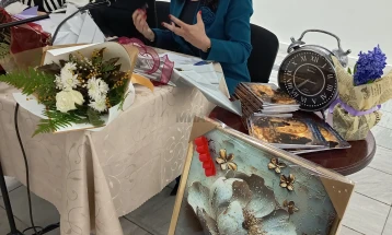 Во Кавадарци промовирана книгата ,,Крадец на времето“ од Викторија Недева