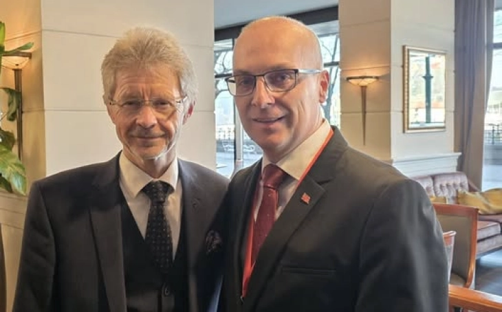 Promoting cooperation between Visegrád Group countries and Western Balkans in focus of Miloshoski - Vystrčil meeting