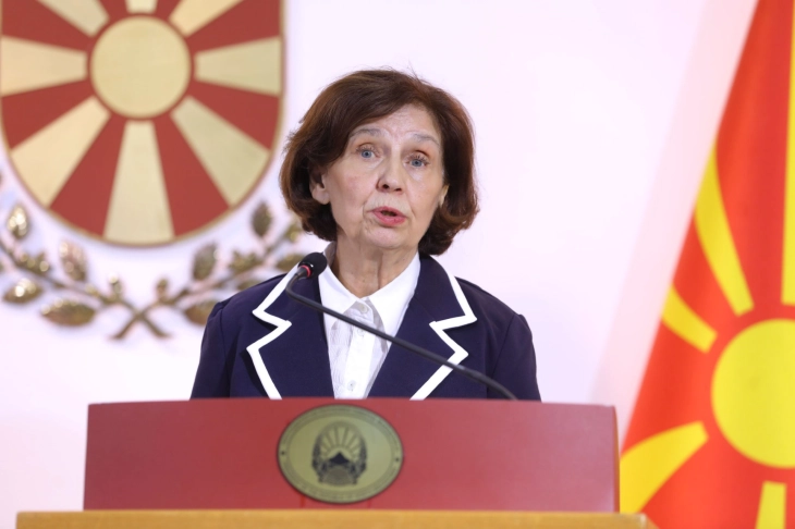 Siljanovska-Davkova: Nuk do të kisha asgjë kundër ndryshimeve kushtetuese nëse ato kanë të bëjnë me kriteret e Kopenhagës, janë të nevojshme garanci