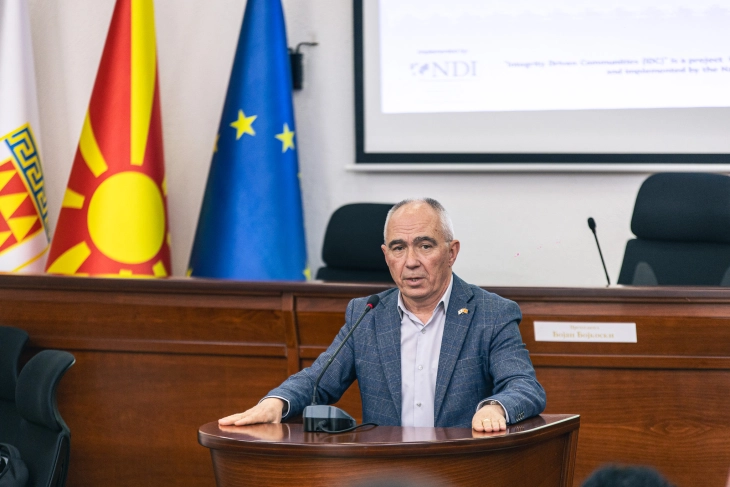 Во Битола презентирана програмата „Заедници со интегритет“