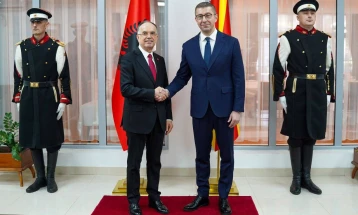 Mickoski - Begaj: Fuqizim i marrëdhënieve dypalëshe, promovim i bashkëpunimit rajonal dhe proceseve të përbashkëta të integrimit evropian