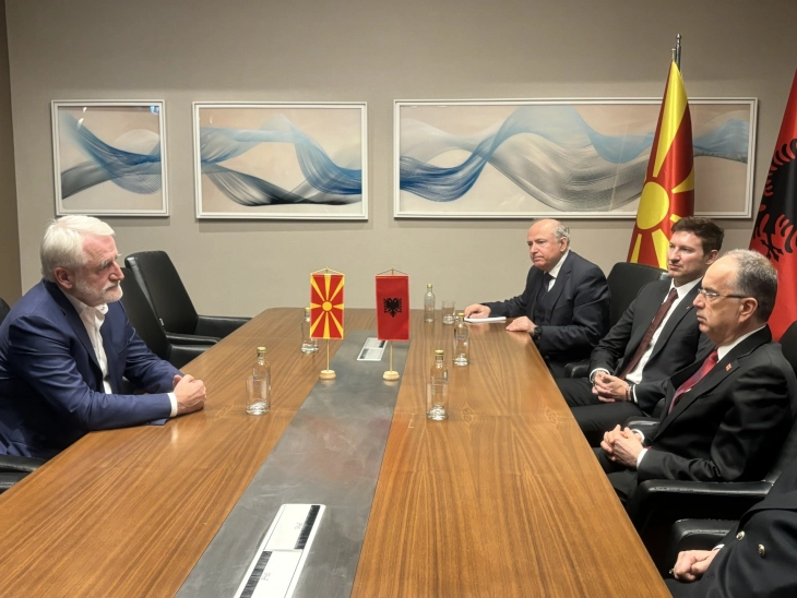 Kryetari i PDSH-së, Mendu Thaçi u takua me presidentin e Shqipërisë, Bajram Begaj