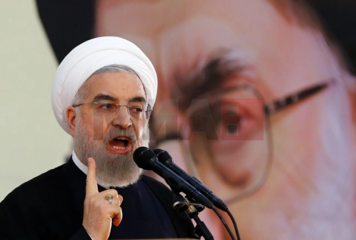 Извештај: Палатата на Хамнеи е целосно уништена во нападите