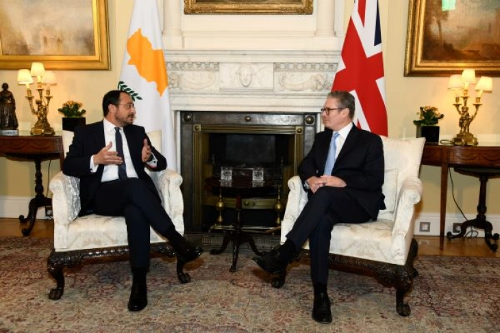 Кипарската Влада демантира дека биле лансирани ракети кон Кипар – Христодулидис добил потврда и од Стармер дека земјата не била цел (ДПЛ)